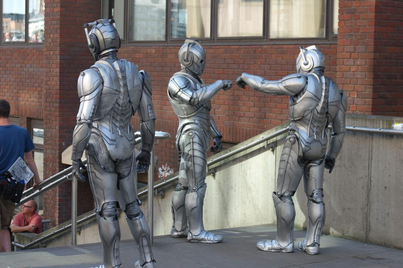 Illustration for article titled Doctor Who Series 8 is recreating an iconic image from the show's past